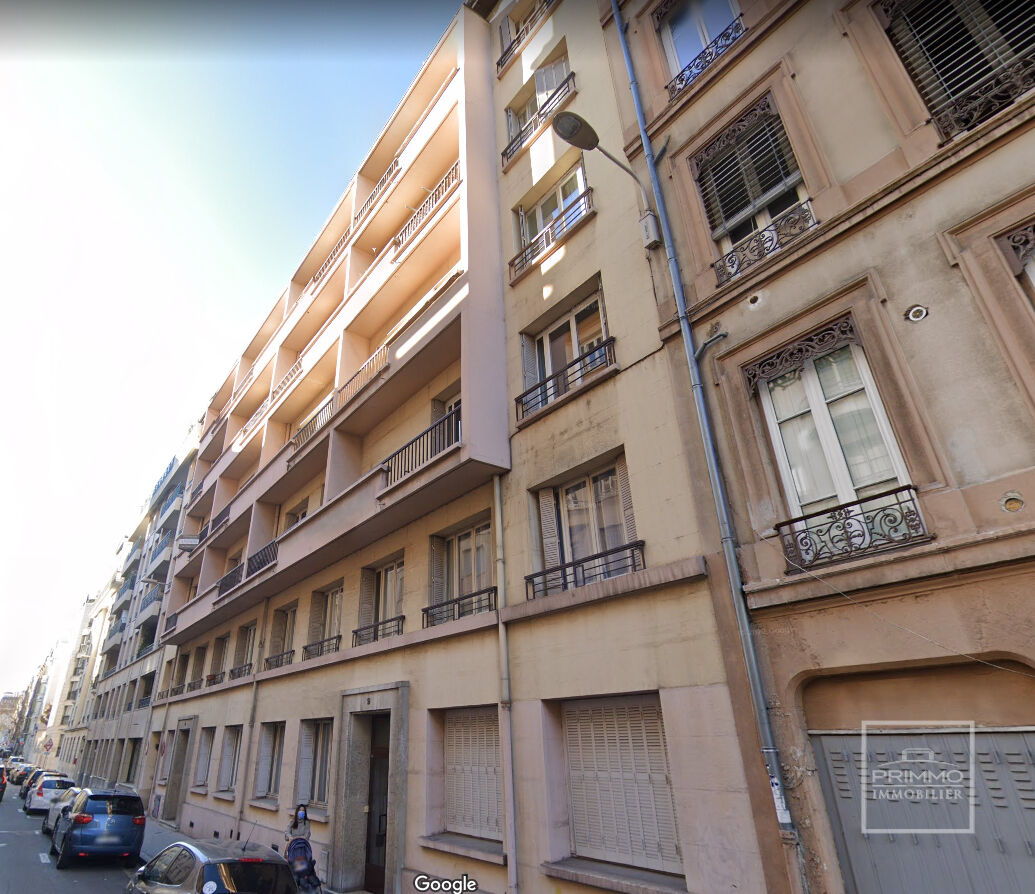 Lyon 6, rue Sully prox Duguesclin, 57m²