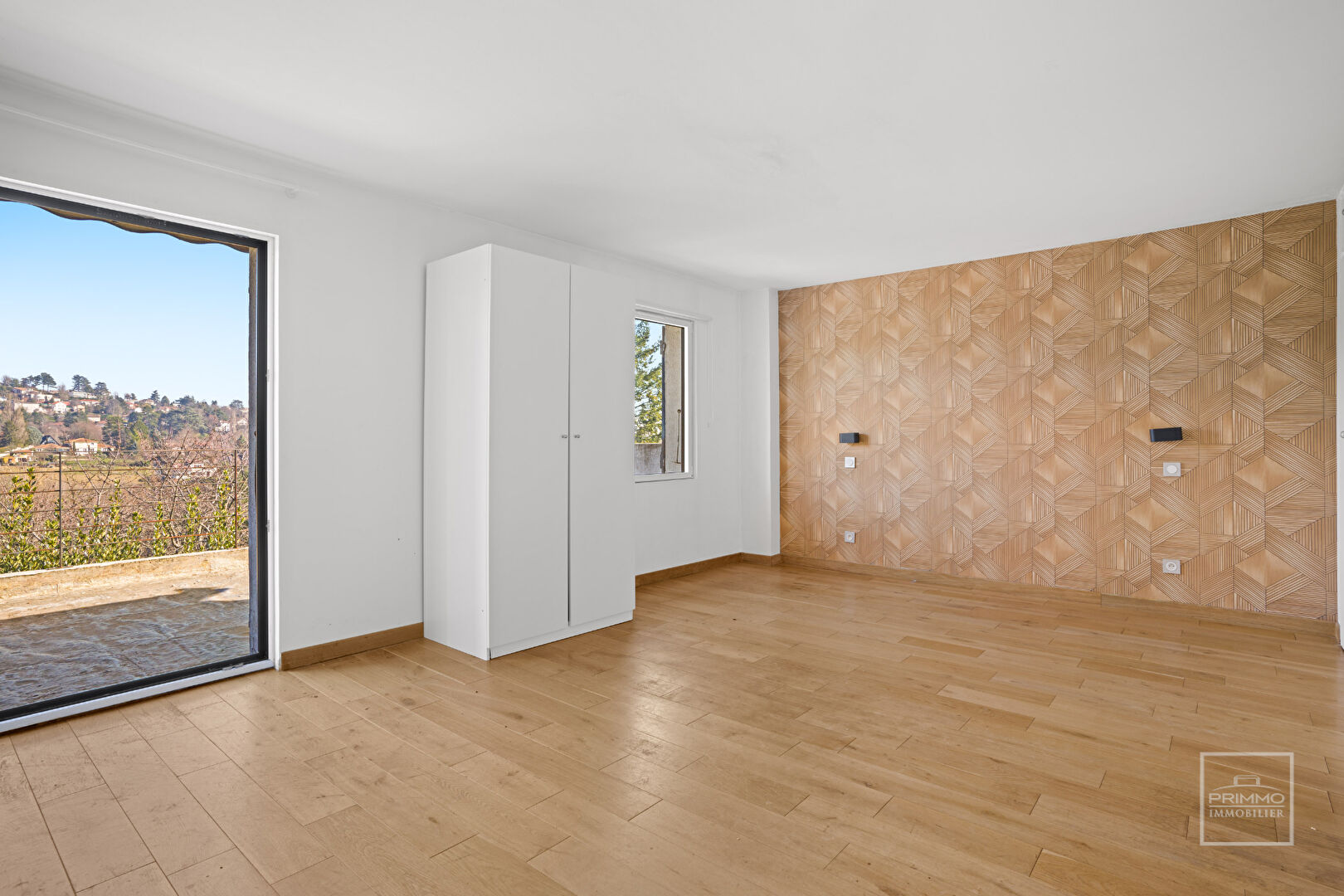Limonest, Maison 200 m²  avec vue  sur les Monts d’or